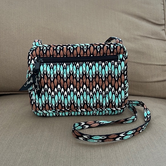 Vera Bradley Handbags - Vera Bradley purse